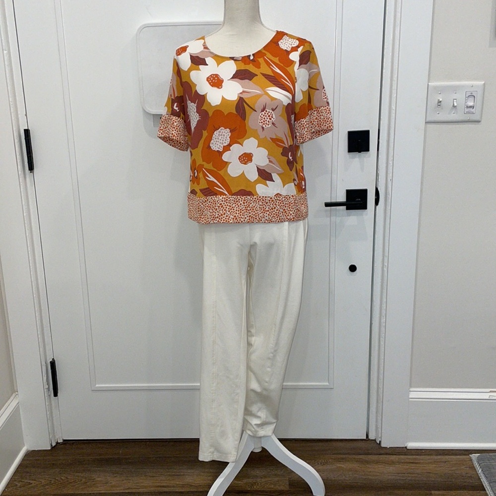 SHIRT ONLY!! Earth tone blouse short top size small